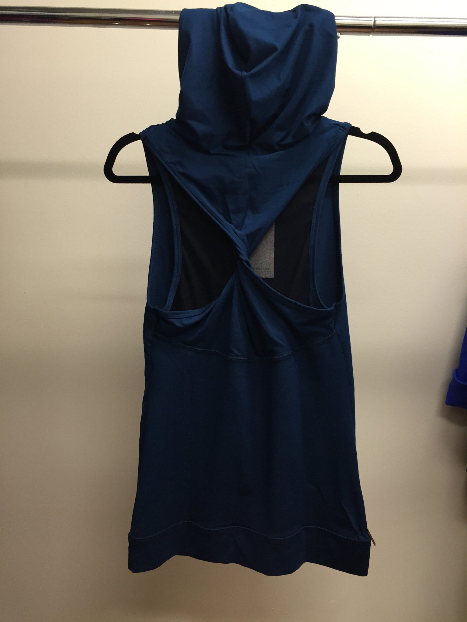 Alala Twist Back Tank